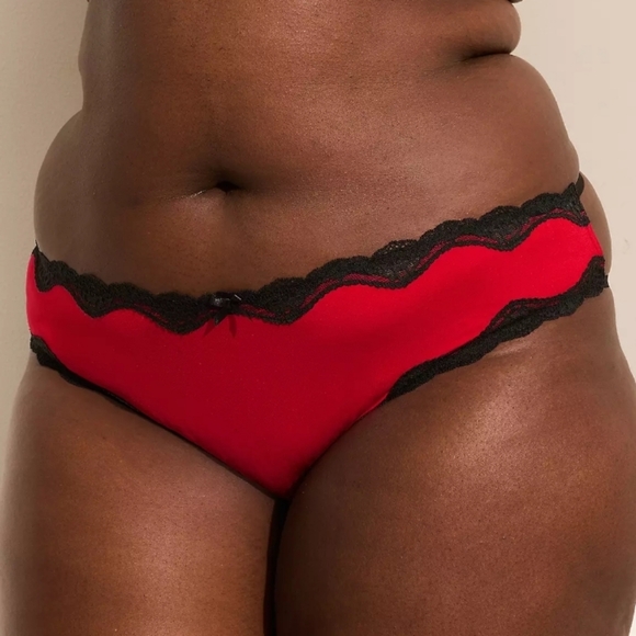 Cacique 22/24 Open Back Lace Panty - Picture 2 of 9